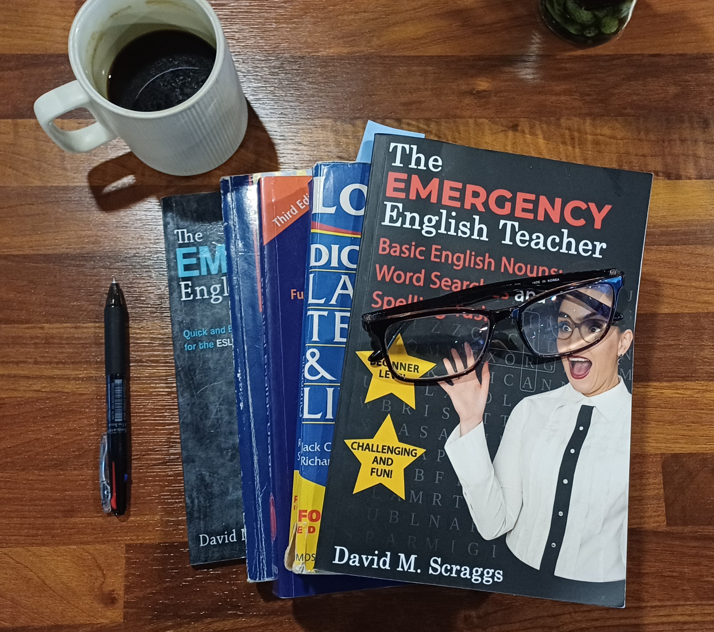 On the Teacher's Desk : ESL Book Reviews